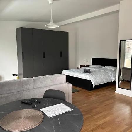 Floor, 2 Minutes From Train Station 62 Appartement *