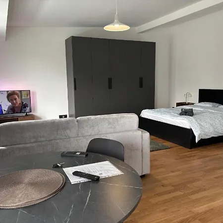 Floor, 2 Minutes From Train Station 62 * Lausanne